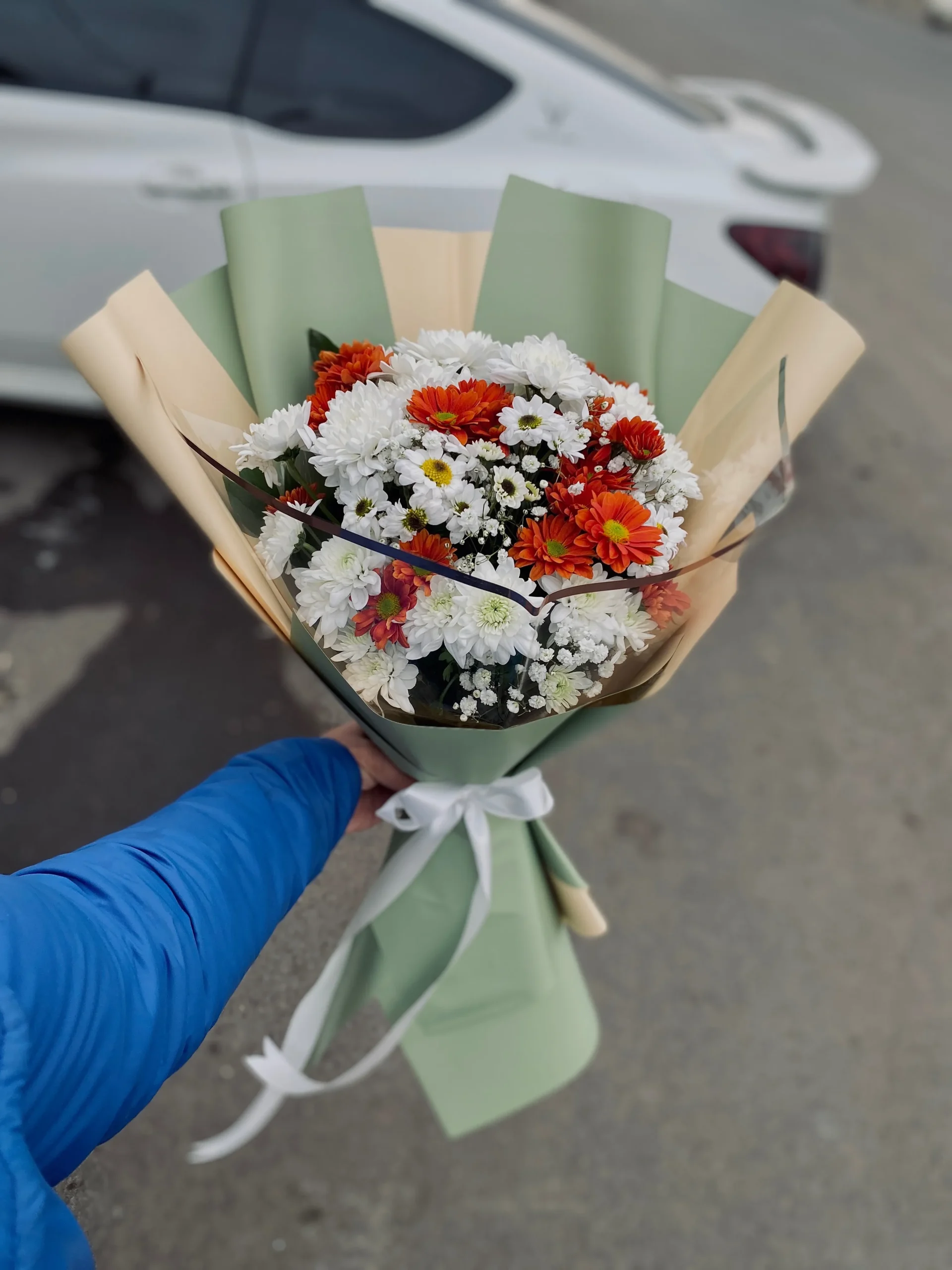 تصویر شاخص دسته گل طبیعی مناسبتی مدل کیارا