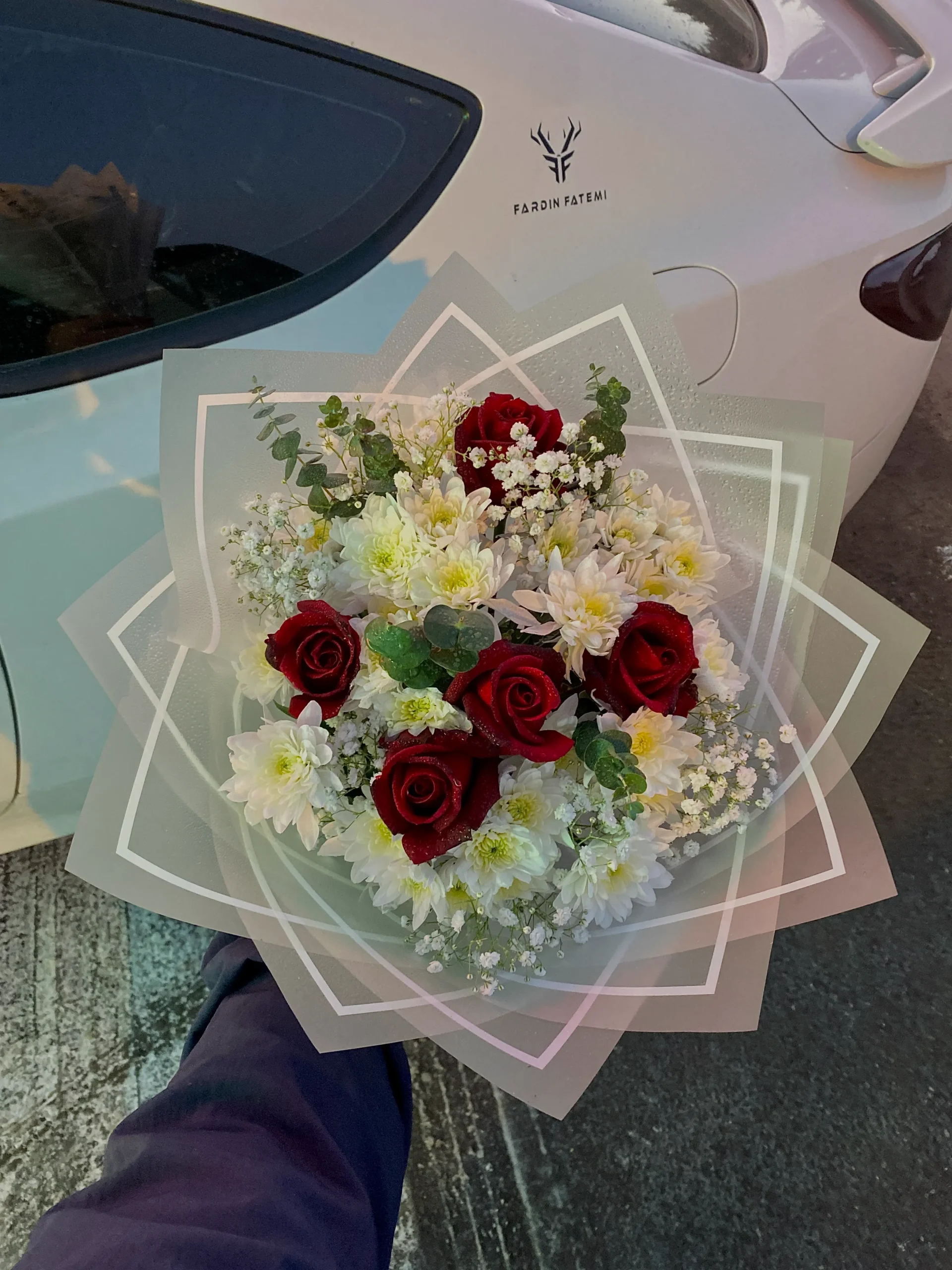 تصویر شاخص دسته گل طبیعی مناسبتی مدل میشا